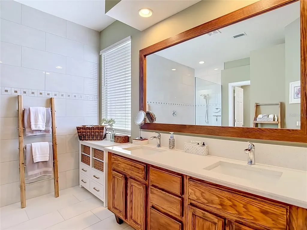 19101 Golden Cacoon Place Lutz FL 33558