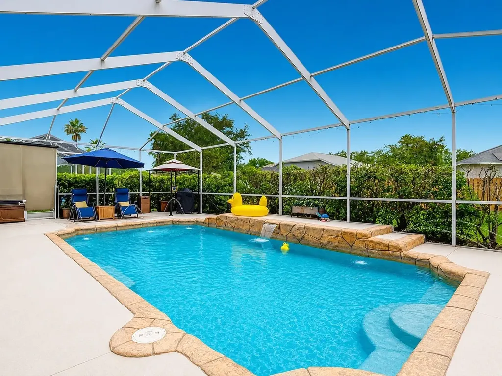 19101 Golden Cacoon Place Lutz FL 33558