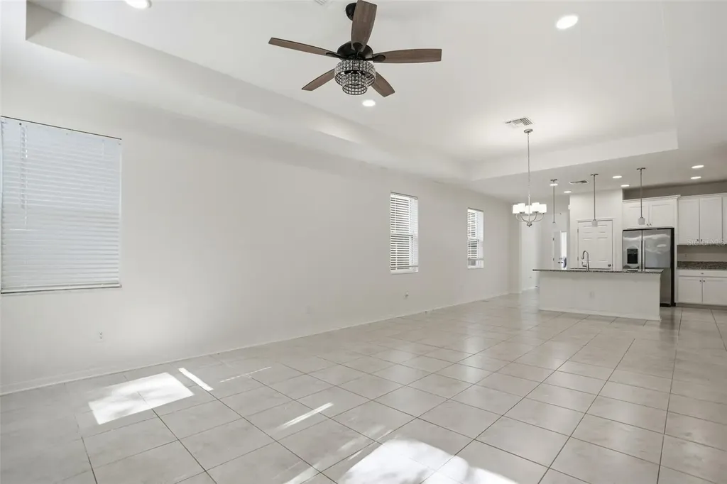 11996 Hilltop Farms Drive Dade City FL 33525