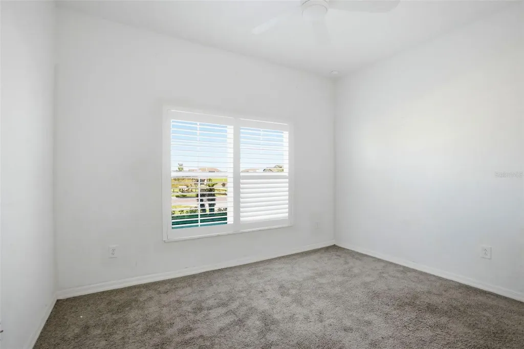 11996 Hilltop Farms Drive Dade City FL 33525