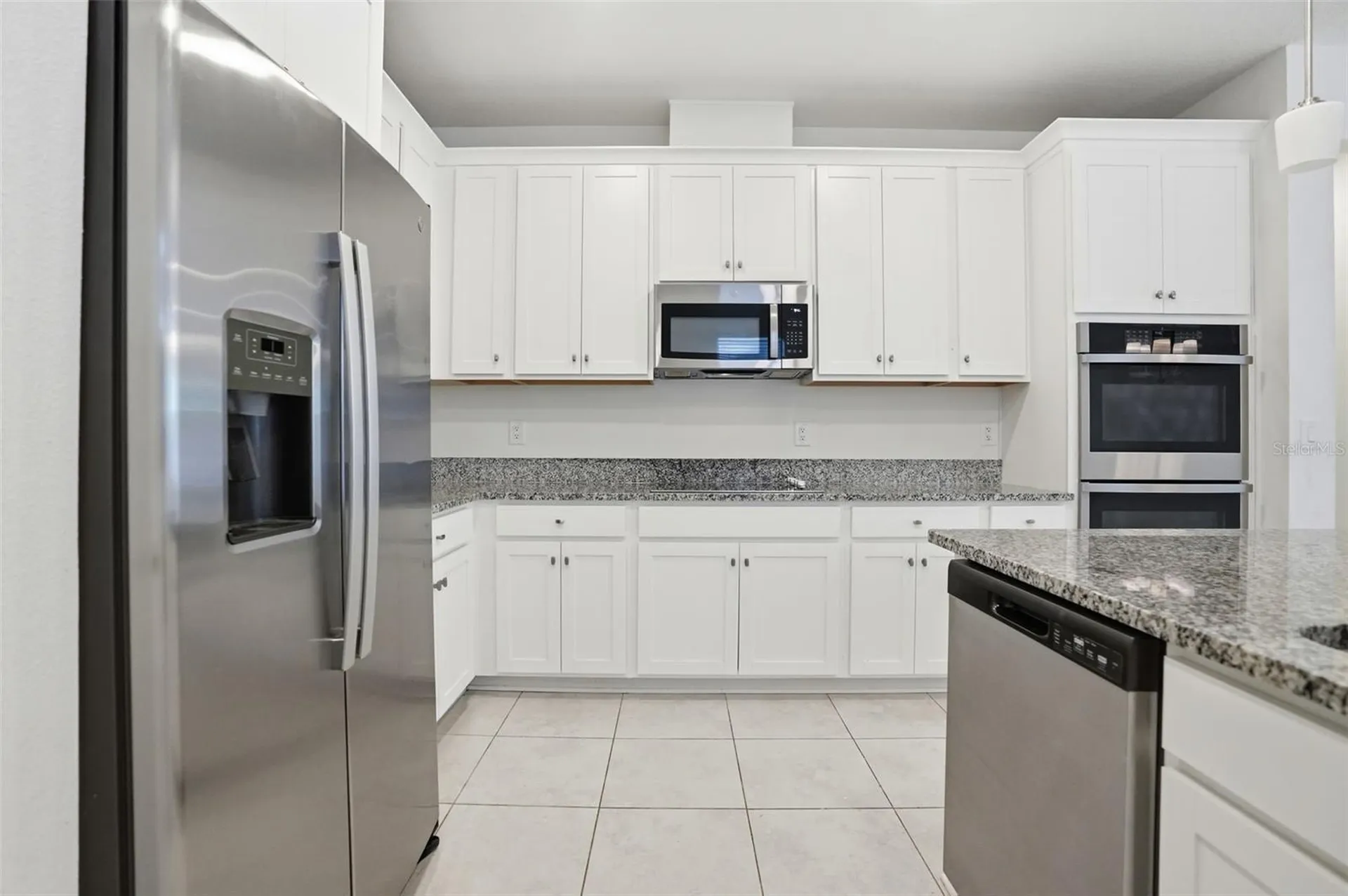 11996 Hilltop Farms Drive Dade City FL 33525