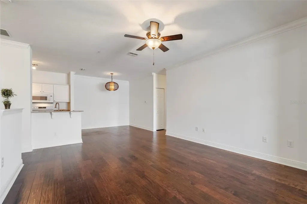 142 Southern Pecan Circle Winter Garden FL 34787