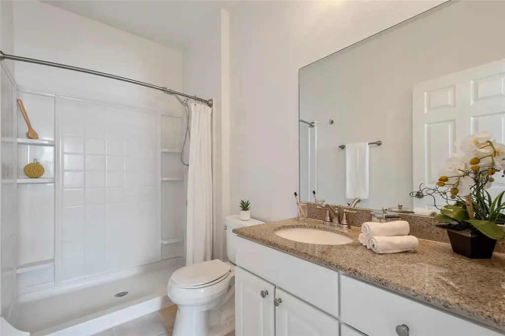 142 Southern Pecan Circle Winter Garden FL 34787