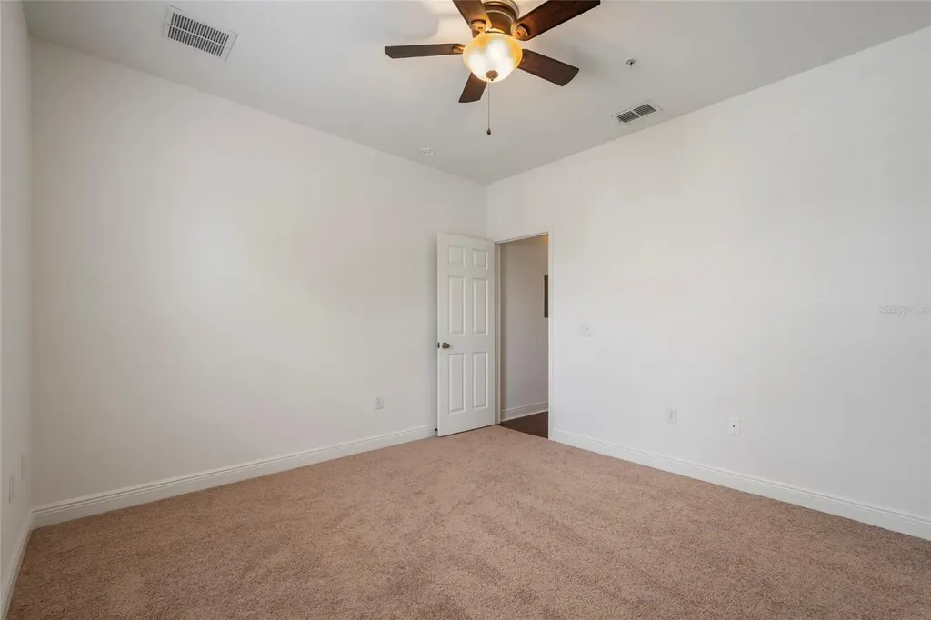 142 Southern Pecan Circle Winter Garden FL 34787