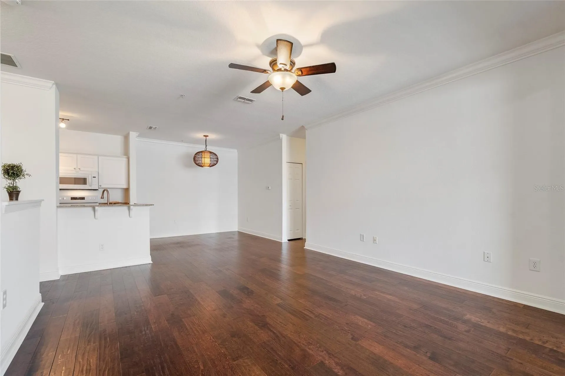 142 Southern Pecan Circle Winter Garden FL 34787