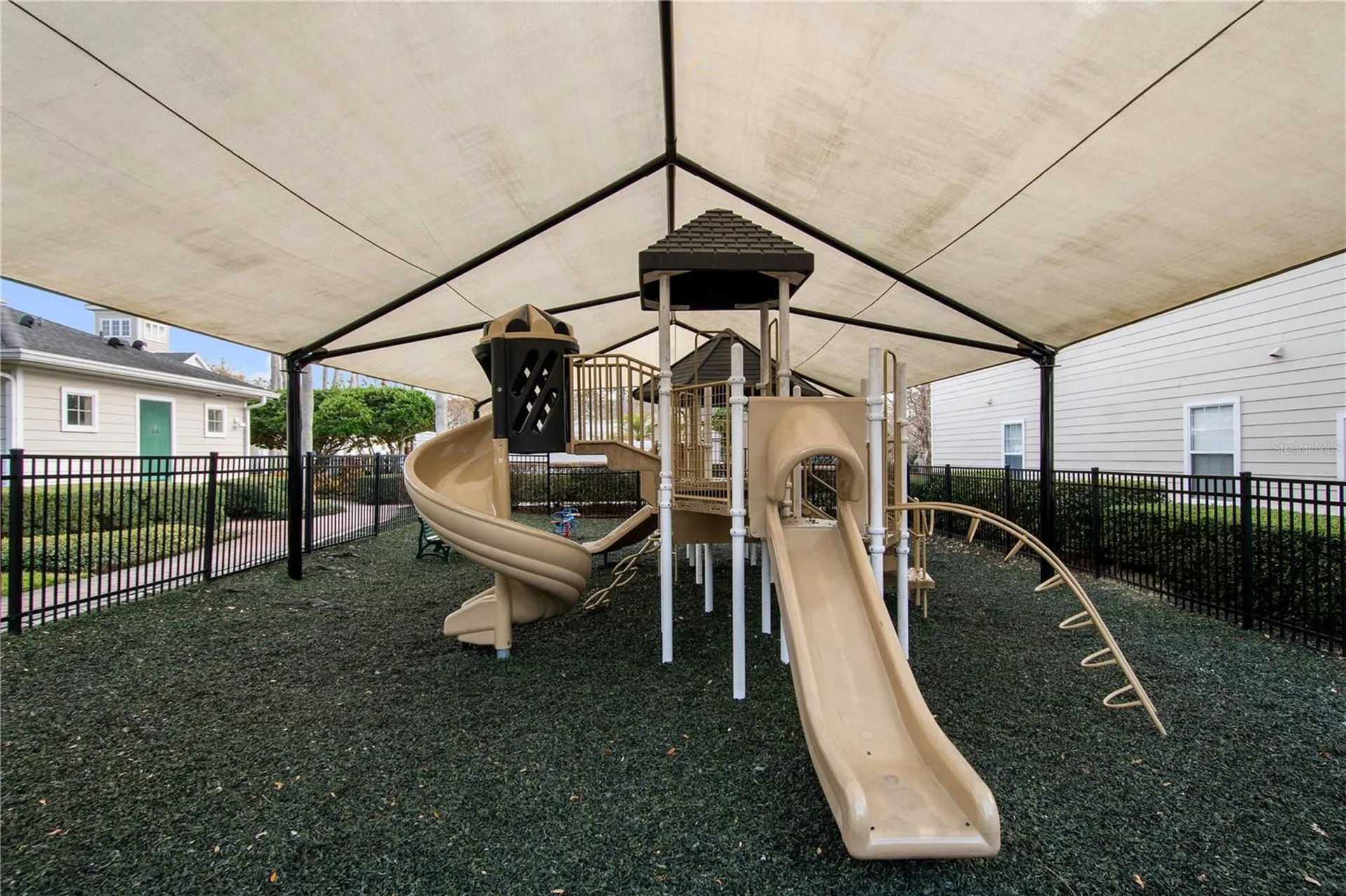 142 Southern Pecan Circle Winter Garden FL 34787