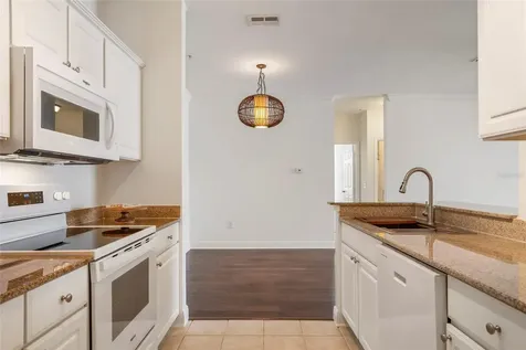 142 Southern Pecan Circle Winter Garden FL 34787
