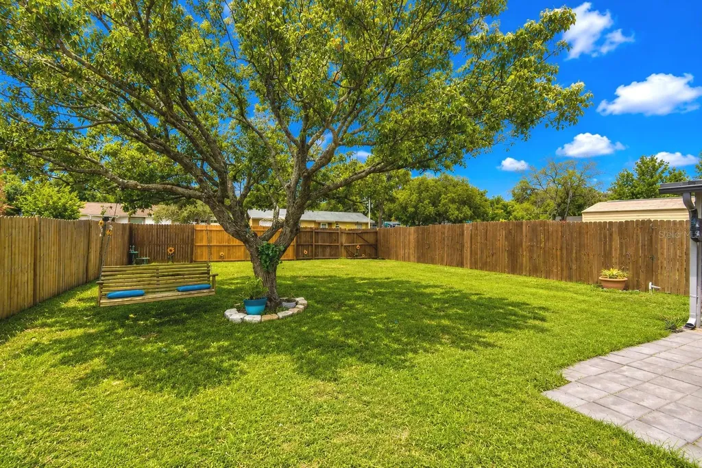 142 Martha Drive Lake Wales FL 33898