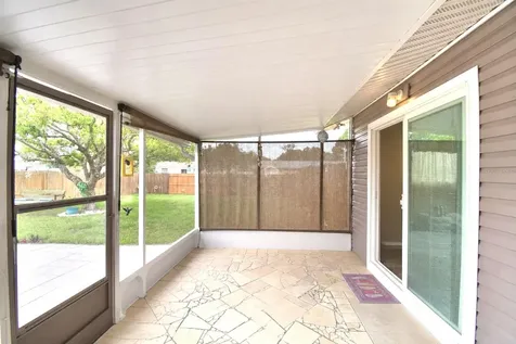 142 Martha Drive Lake Wales FL 33898