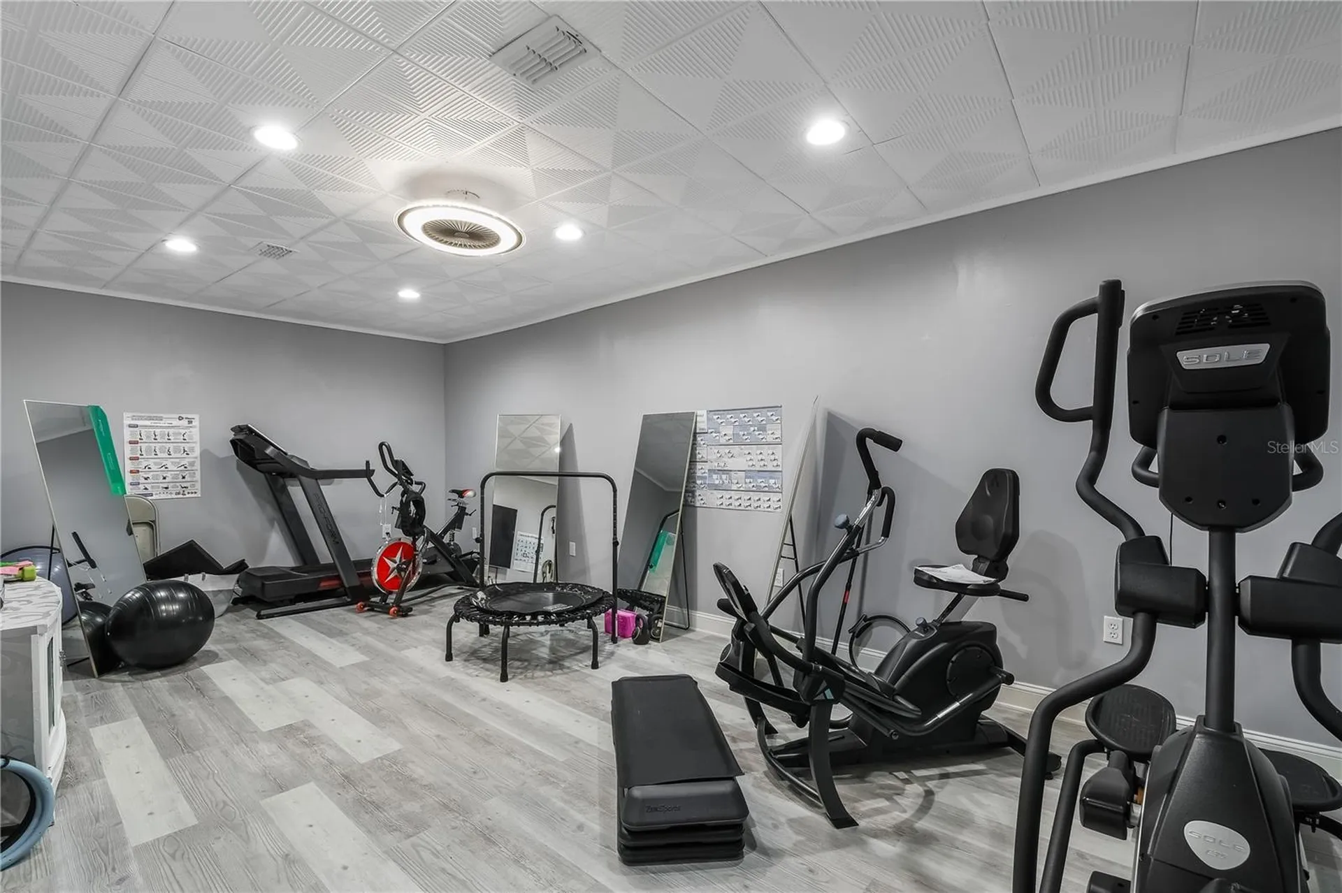 2044 Tunisia Avenue Spring Hill FL 34609
