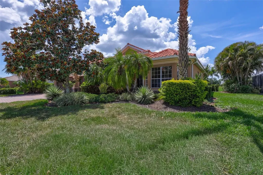 7511 Heritage Grand Place Bradenton FL 34212