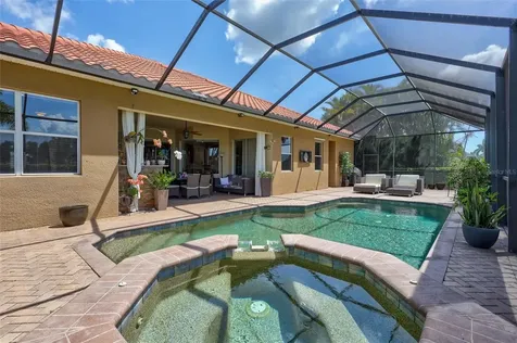 7511 Heritage Grand Place Bradenton FL 34212