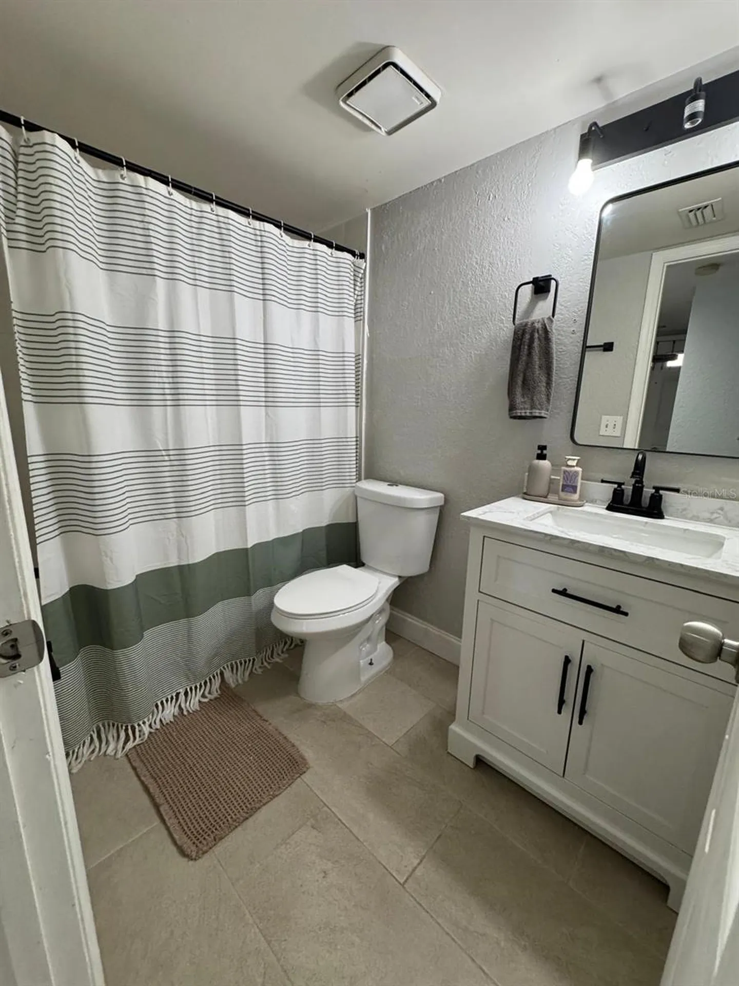 940 Douglas Avenue Altamonte Springs FL 32714
