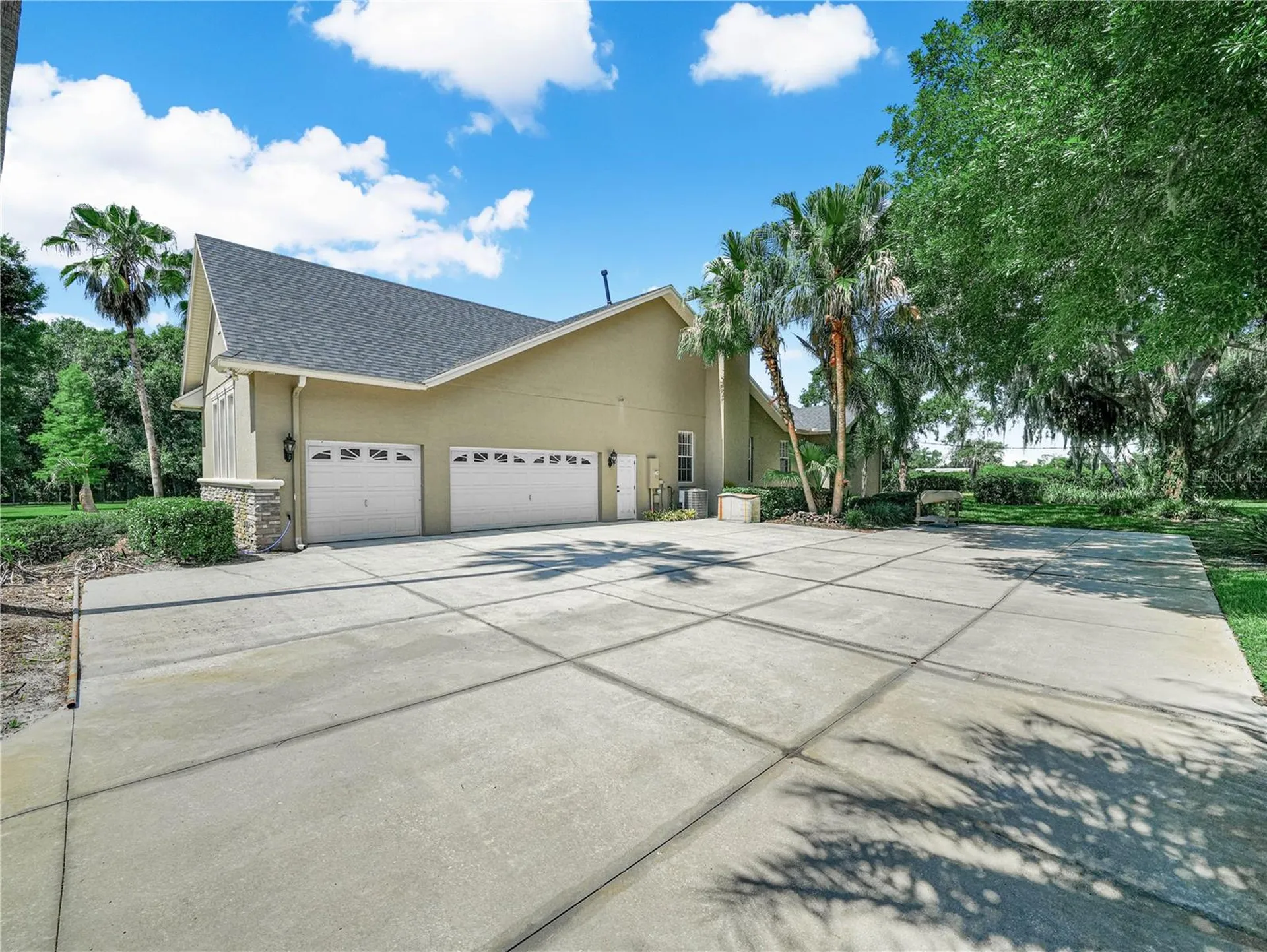 3611 N Forbes Road Plant City FL 33565