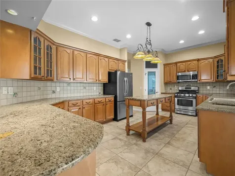 3611 N Forbes Road Plant City FL 33565