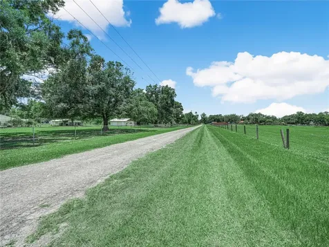 3611 N Forbes Road Plant City FL 33565