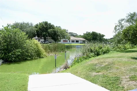 1920 E Edgewood Drive Lakeland FL 33803
