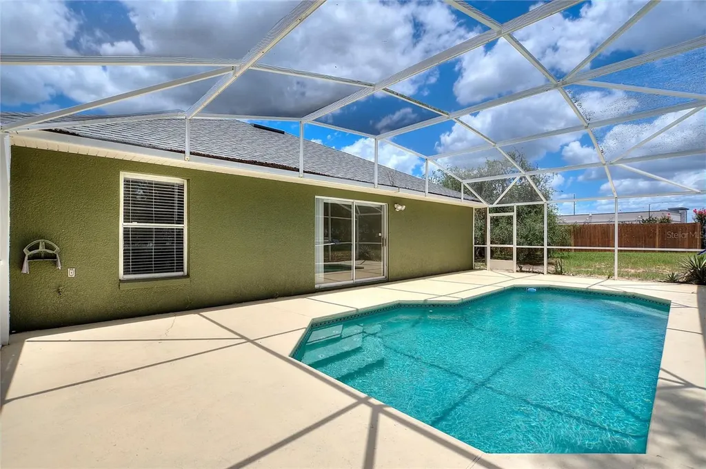 128 Burgoyne Loop Davenport FL 33897