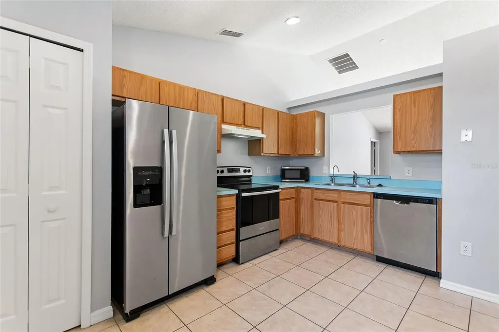 128 Burgoyne Loop Davenport FL 33897