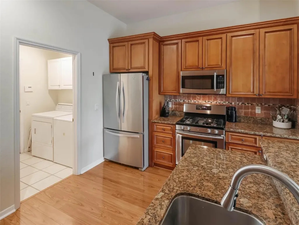 10110 Whisper Pointe Drive Tampa FL 33647
