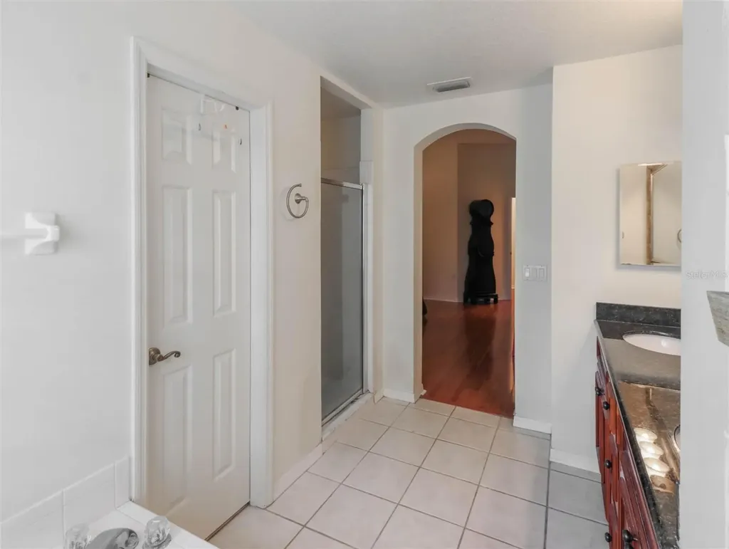 10110 Whisper Pointe Drive Tampa FL 33647