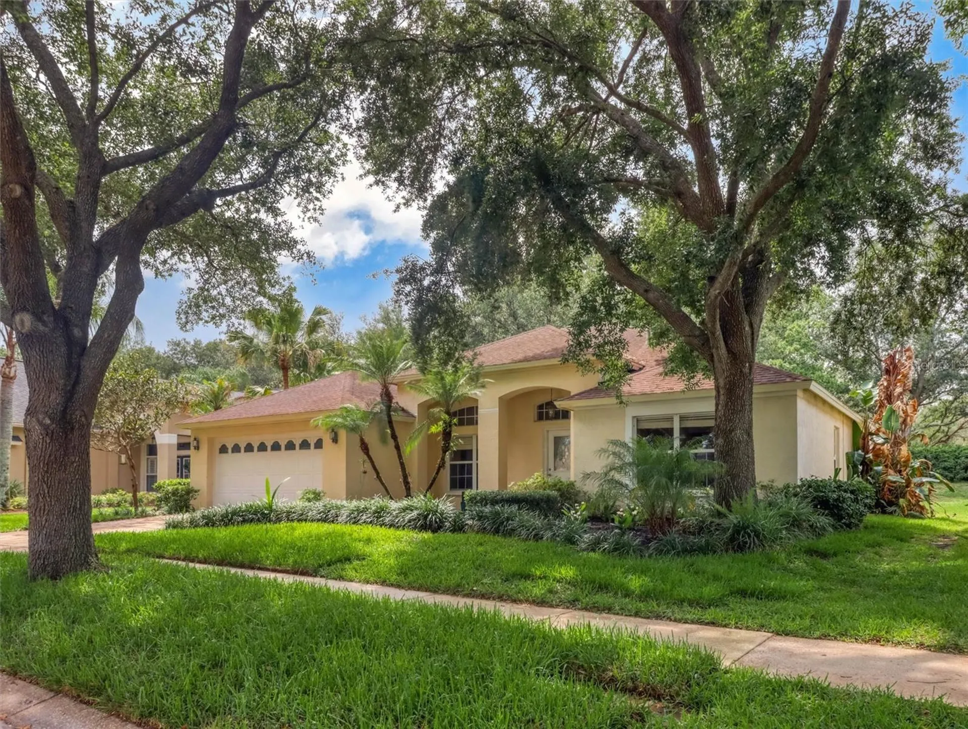 10110 Whisper Pointe Drive Tampa FL 33647