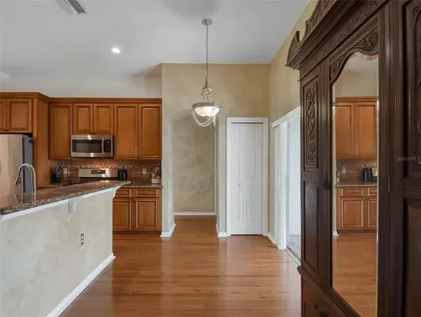 10110 Whisper Pointe Drive Tampa FL 33647