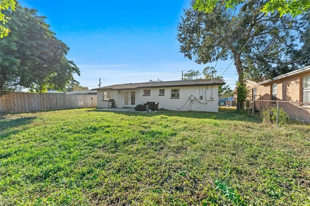5501 Denver Street NE St Petersburg FL 33703