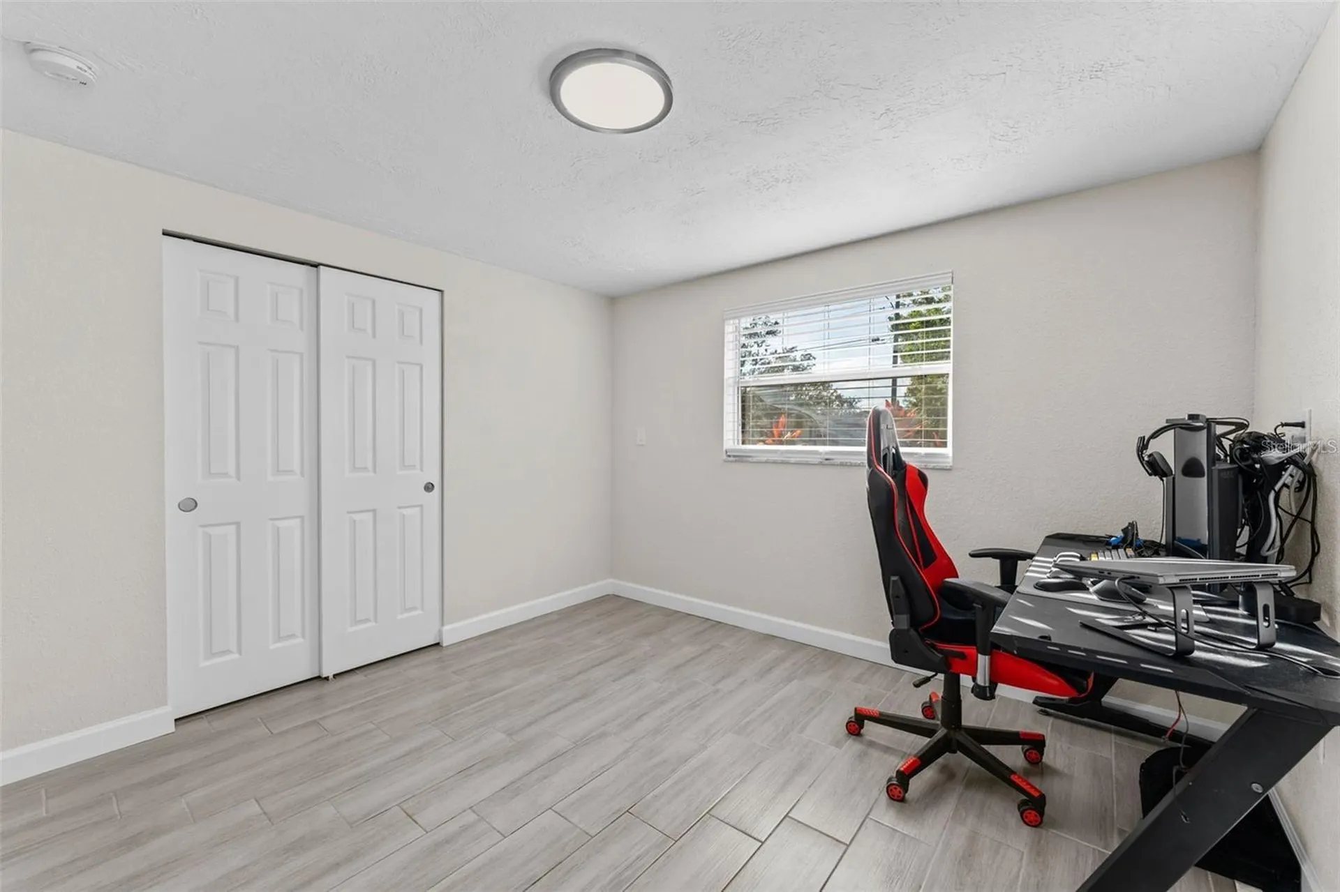 5501 Denver Street NE St Petersburg FL 33703