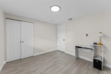 5501 Denver Street NE St Petersburg FL 33703