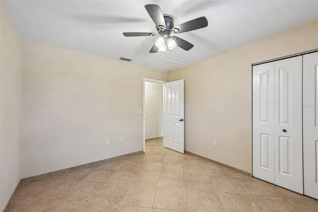 3304 Swaan Lane Sarasota FL 34235