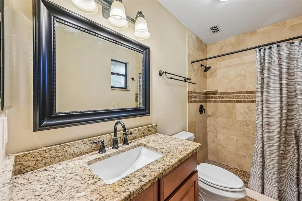 3304 Swaan Lane Sarasota FL 34235