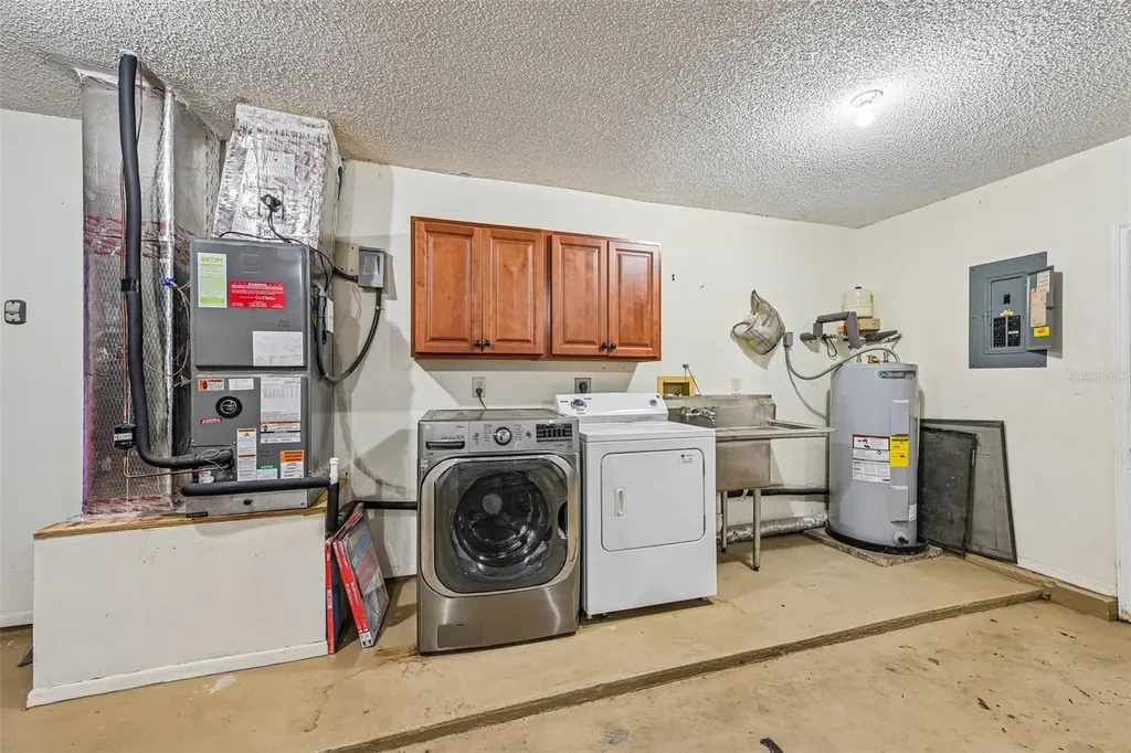 3304 Swaan Lane Sarasota FL 34235