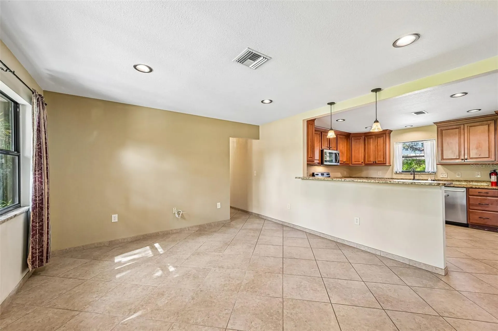 3304 Swaan Lane Sarasota FL 34235