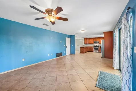 3304 Swaan Lane Sarasota FL 34235