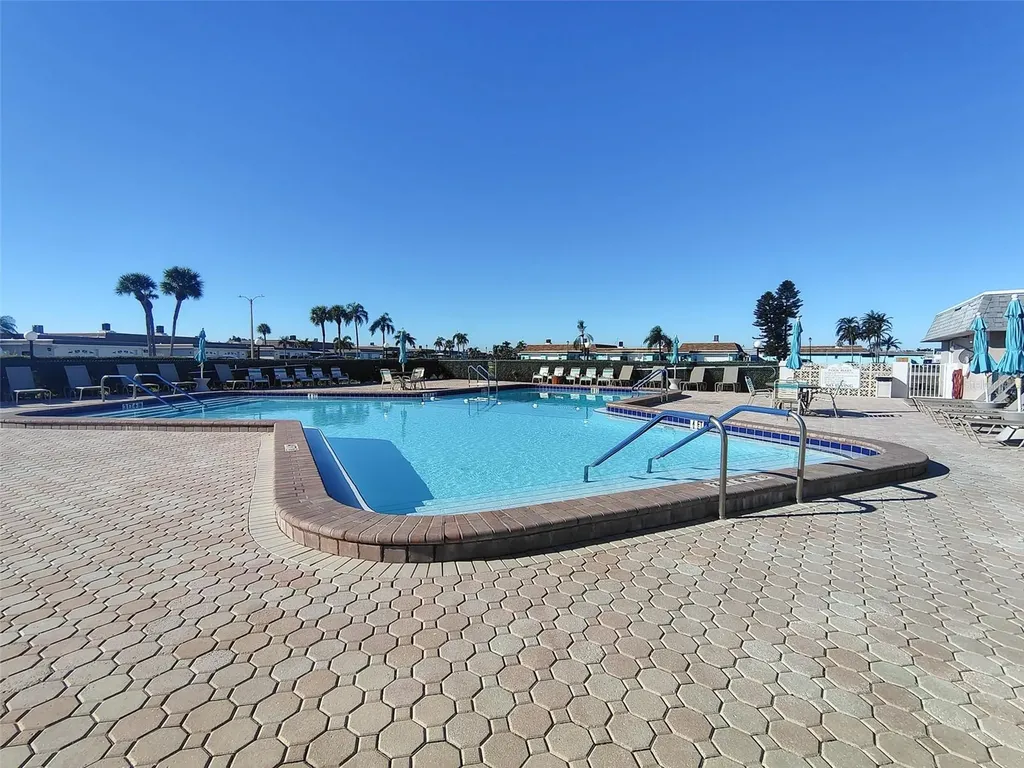 1 Boca Ciega Point Boulevard St Petersburg FL 33708