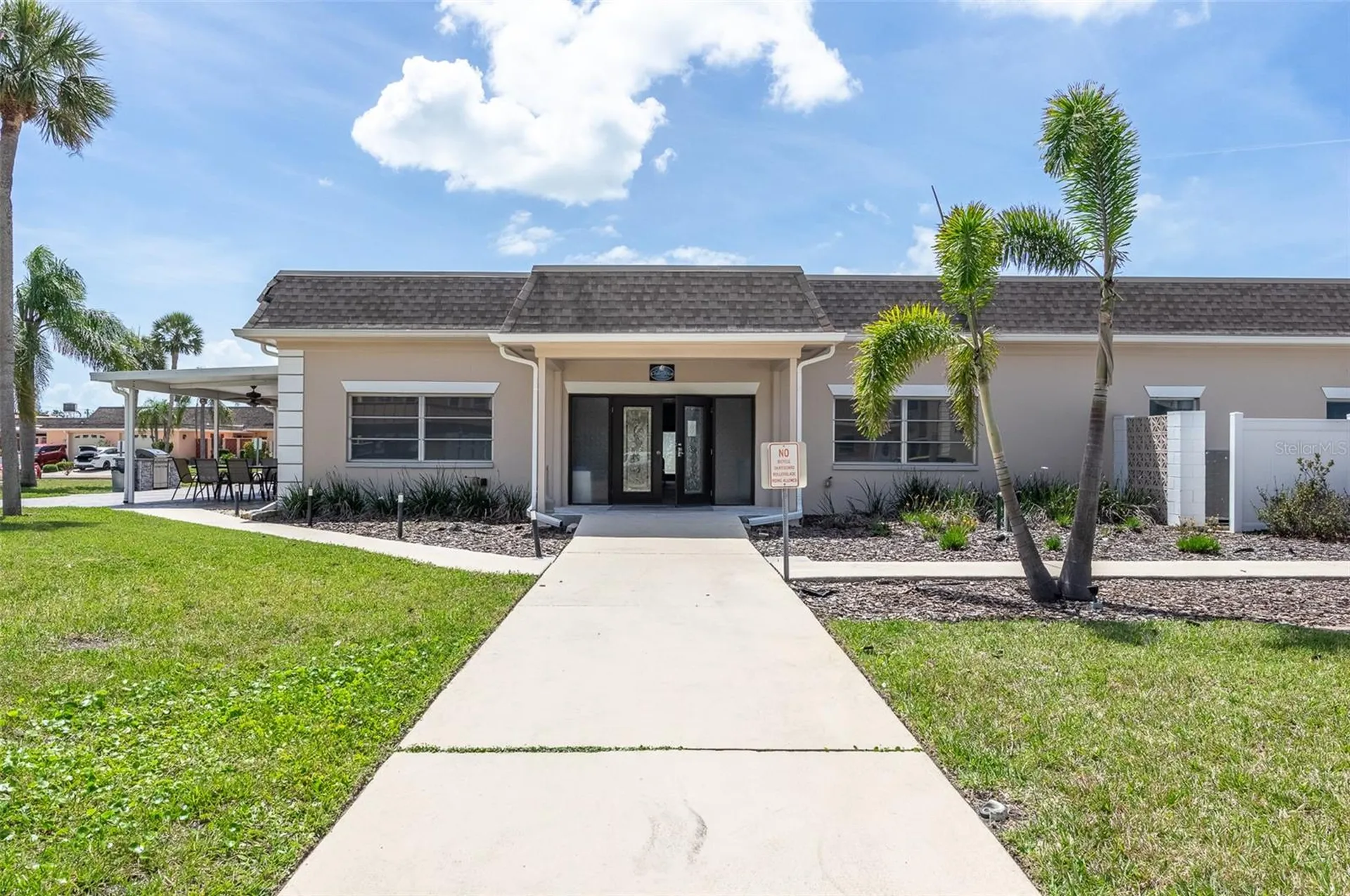 1 Boca Ciega Point Boulevard St Petersburg FL 33708