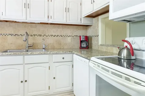 1 Boca Ciega Point Boulevard St Petersburg FL 33708