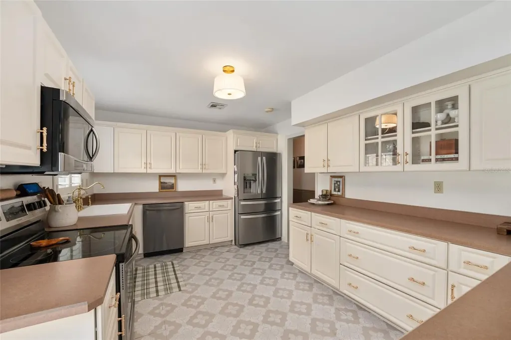 2036 SE 8th Street Ocala FL 34471