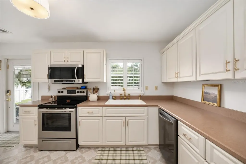 2036 SE 8th Street Ocala FL 34471