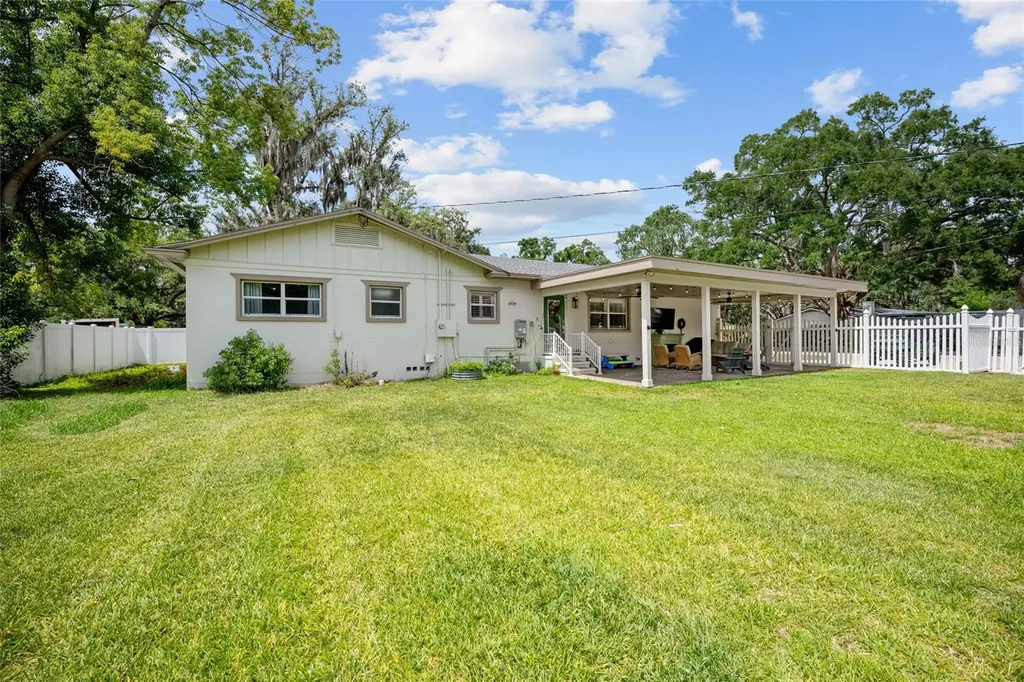 2036 SE 8th Street Ocala FL 34471