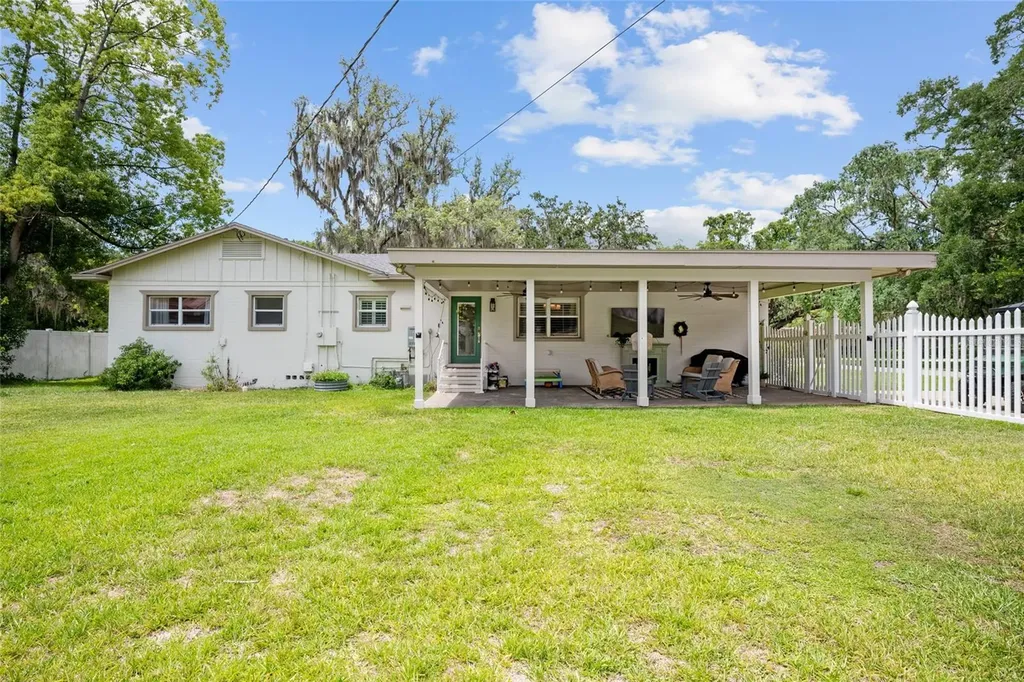 2036 SE 8th Street Ocala FL 34471