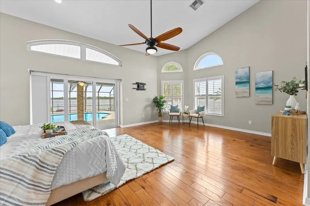 1589 Mary Lane Tarpon Springs FL 34689