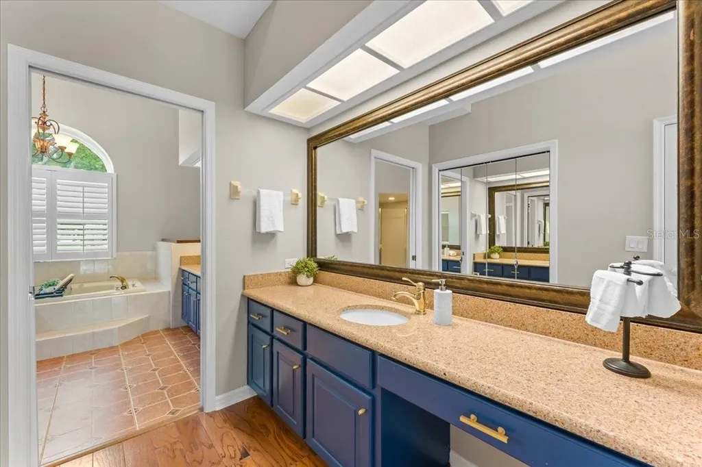 1589 Mary Lane Tarpon Springs FL 34689