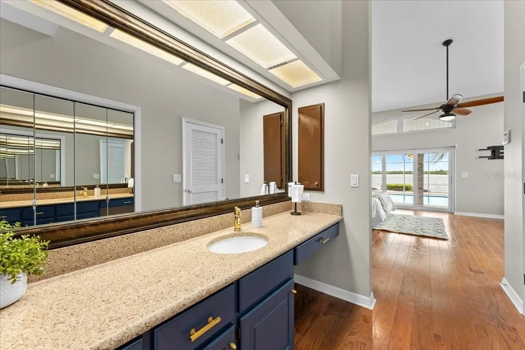 1589 Mary Lane Tarpon Springs FL 34689