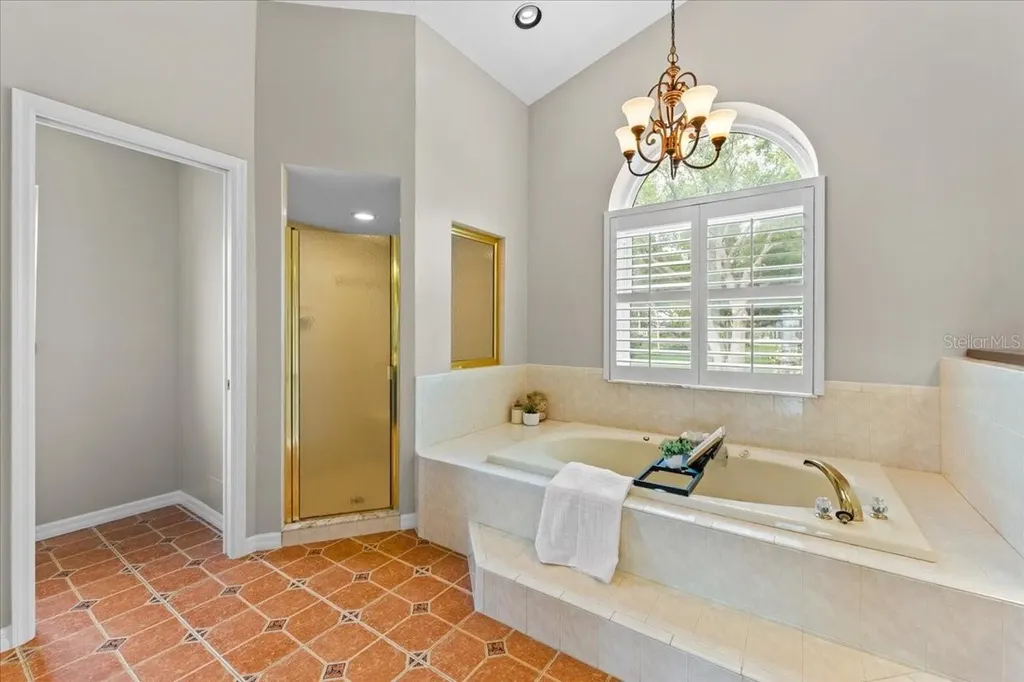 1589 Mary Lane Tarpon Springs FL 34689