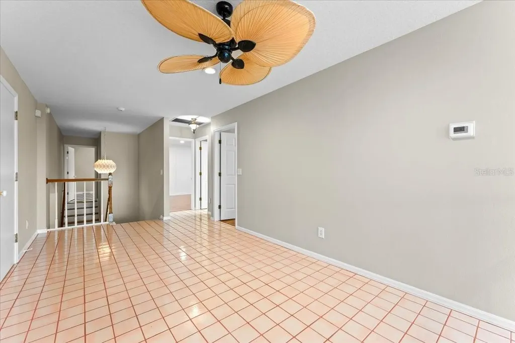 1589 Mary Lane Tarpon Springs FL 34689
