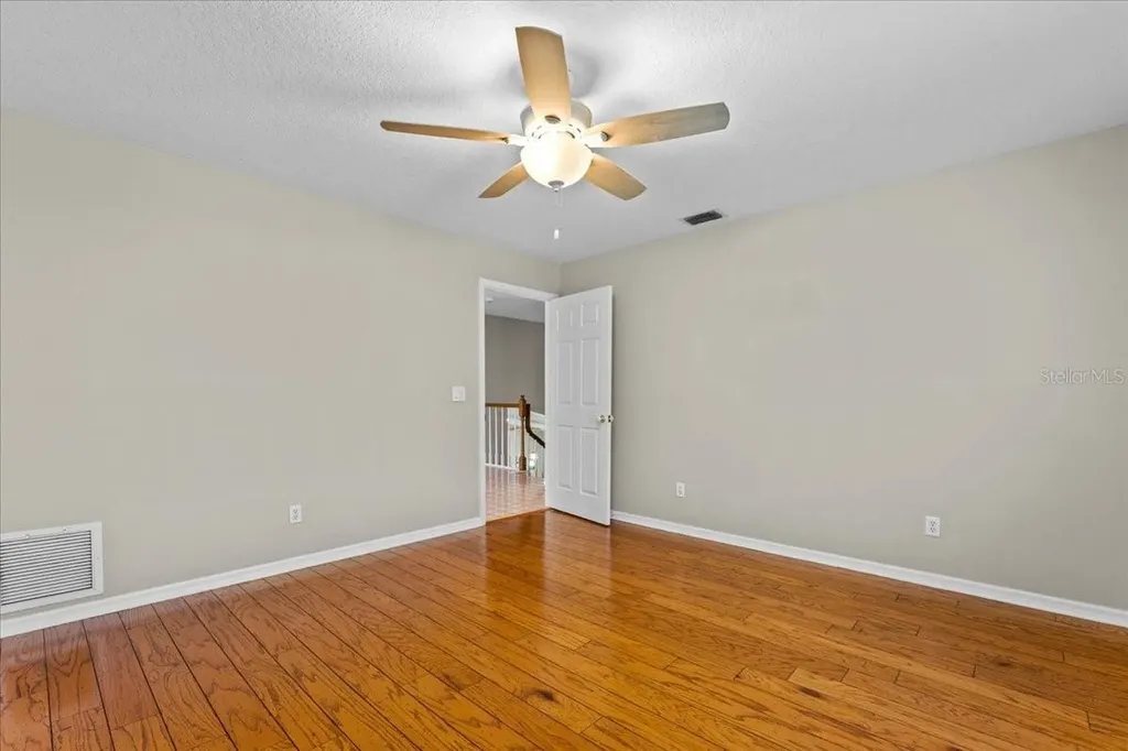 1589 Mary Lane Tarpon Springs FL 34689
