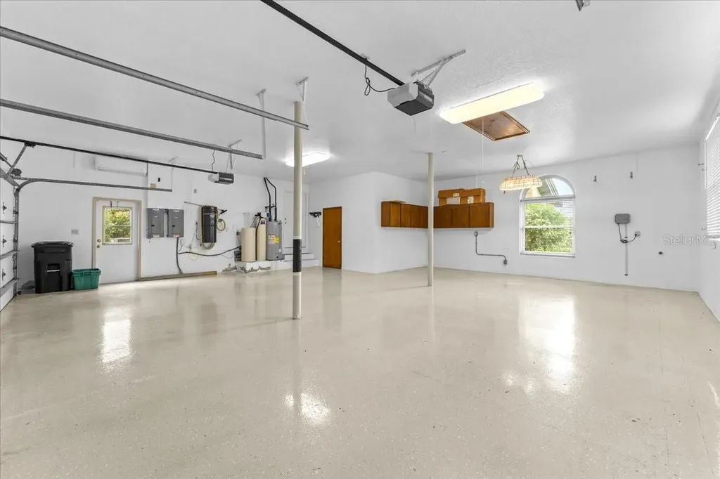 1589 Mary Lane Tarpon Springs FL 34689