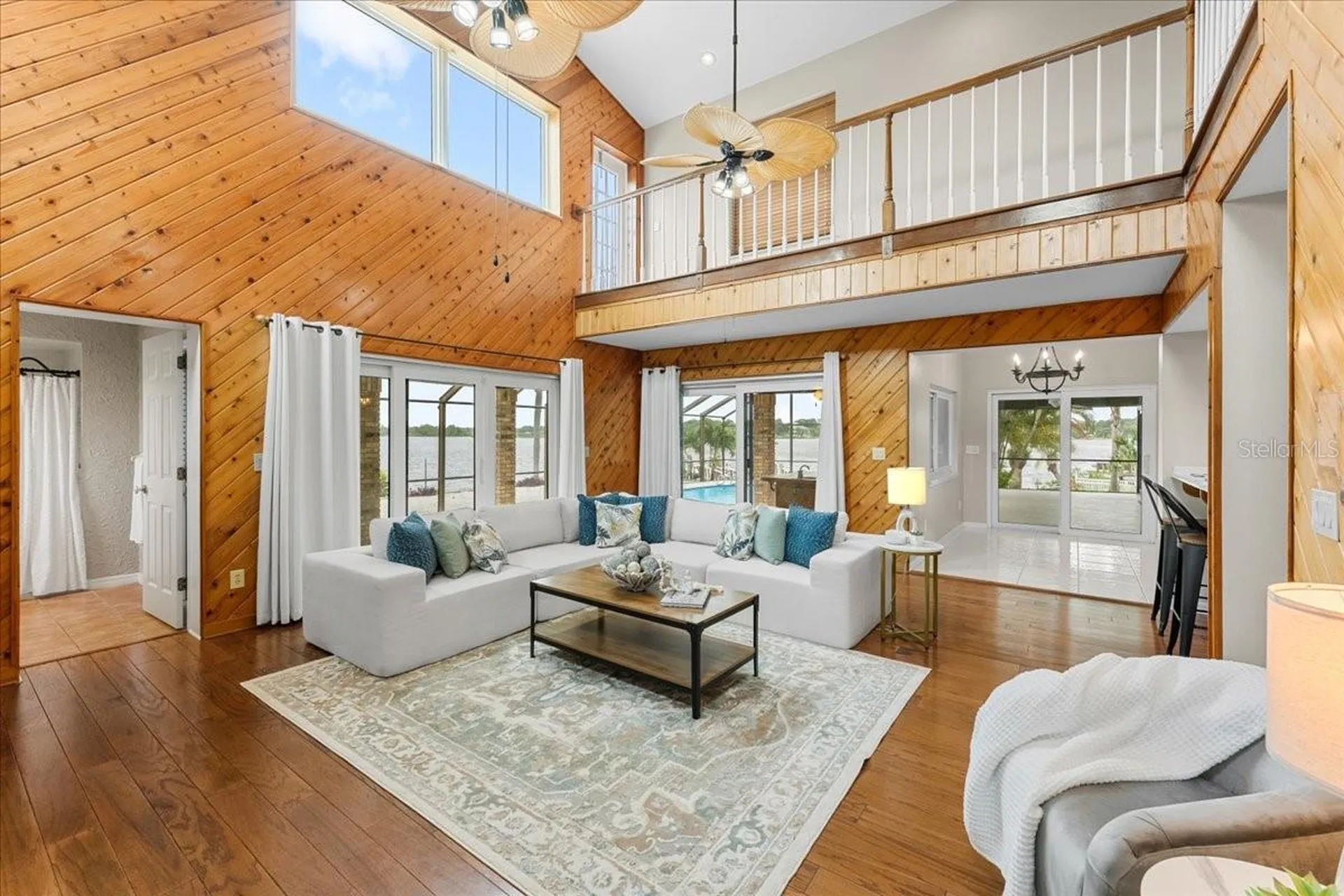 1589 Mary Lane Tarpon Springs FL 34689